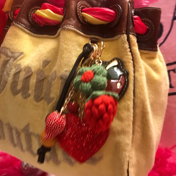 Rare yellow 💛terry cloth strawberry 🍓 daydreamer ☁️ - Picture 6 of 16